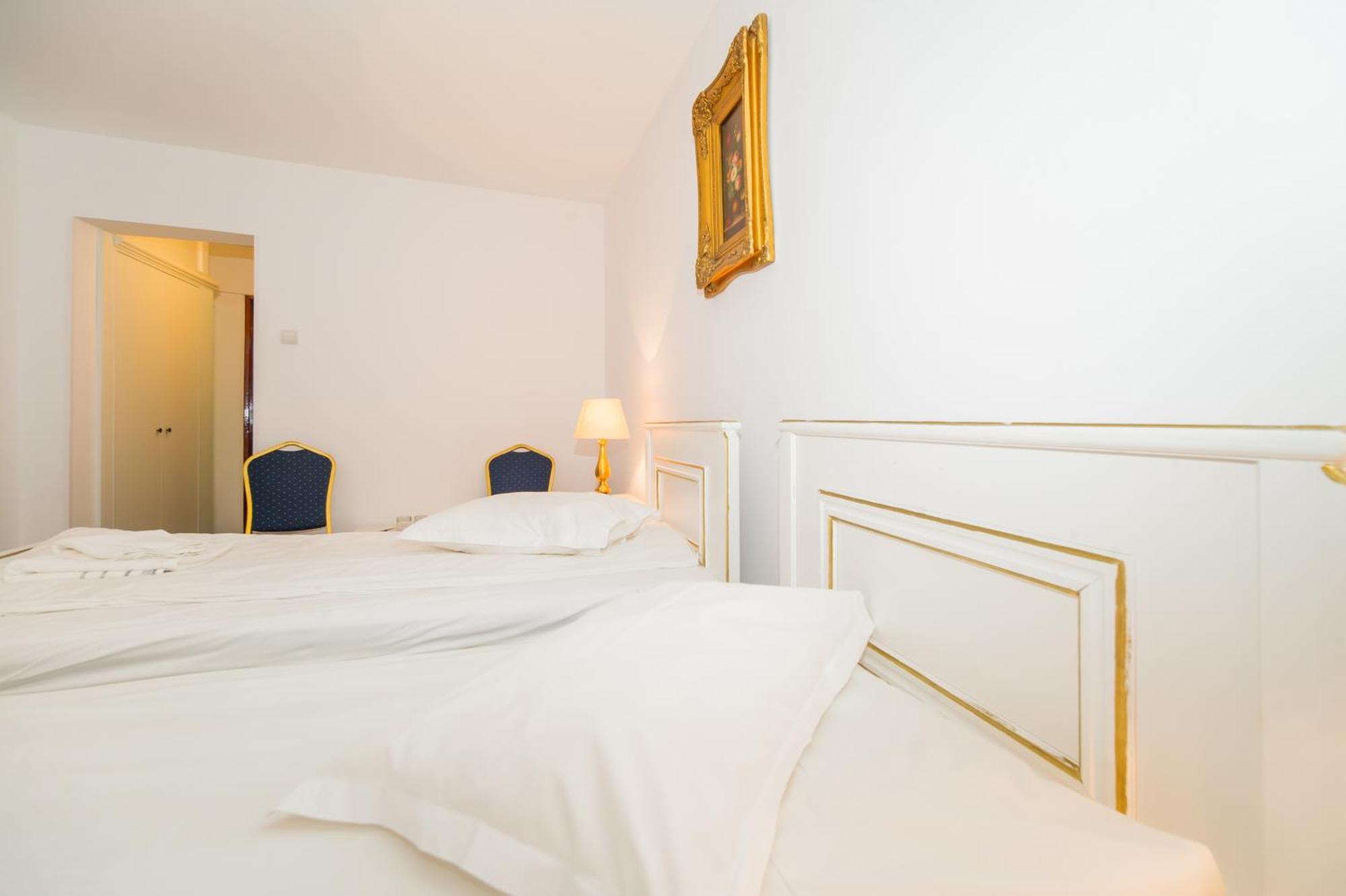 Hotel Cetate Alba Iulia Extérieur photo