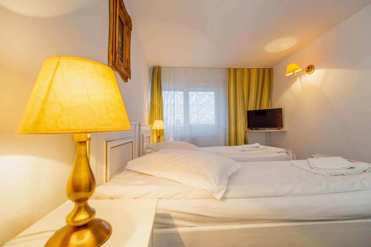 Hotel Cetate Alba Iulia Extérieur photo