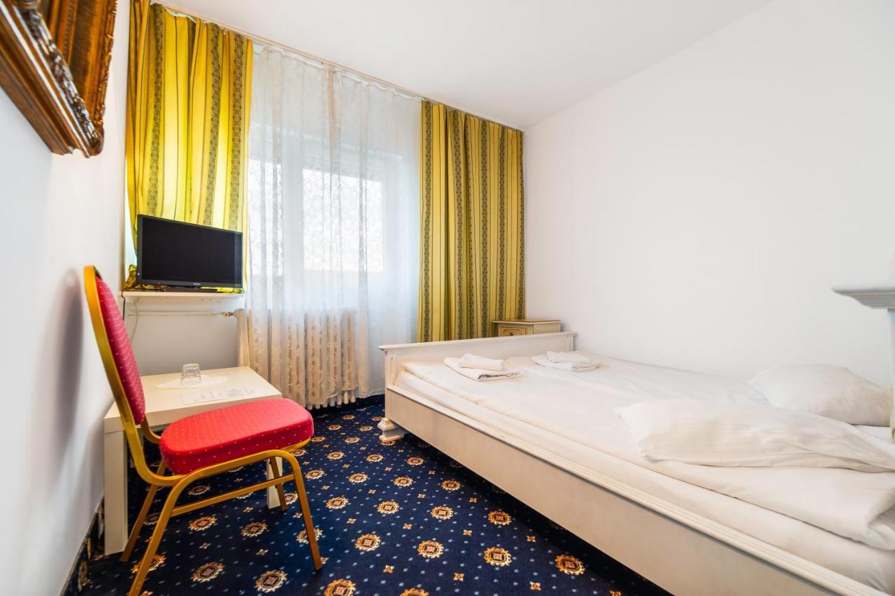 Hotel Cetate Alba Iulia Extérieur photo